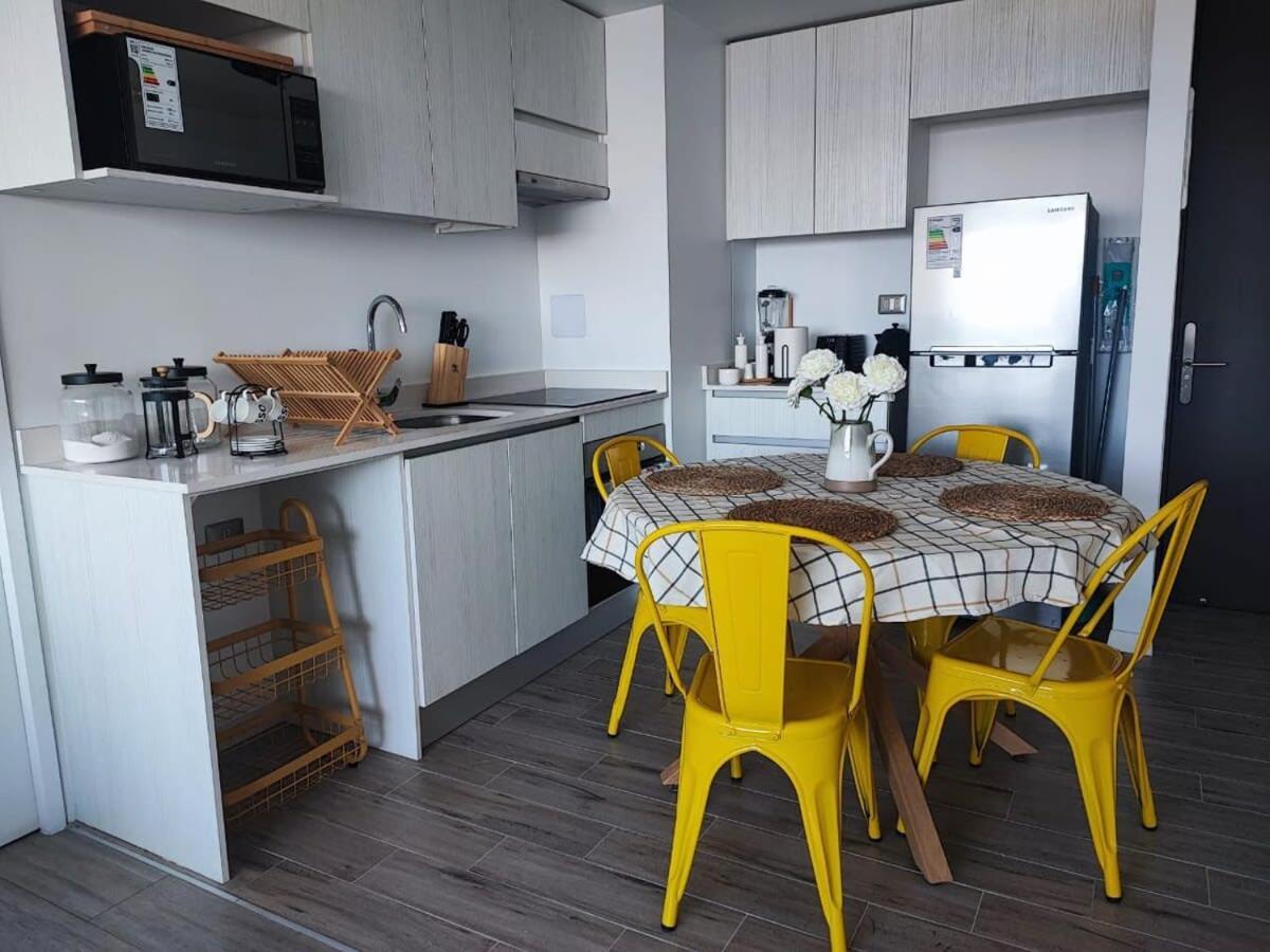 Apartamento Hom I Encantador Depto 2d2b Con Estacionamiento Vista Al Mar 1010 Antofagasta